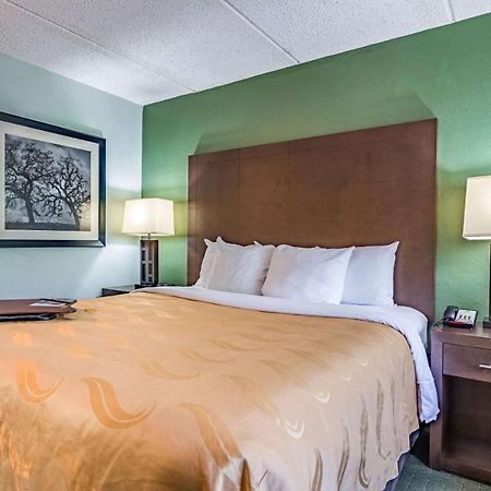 Quality Inn Columbus Near Fort Benning Εξωτερικό φωτογραφία