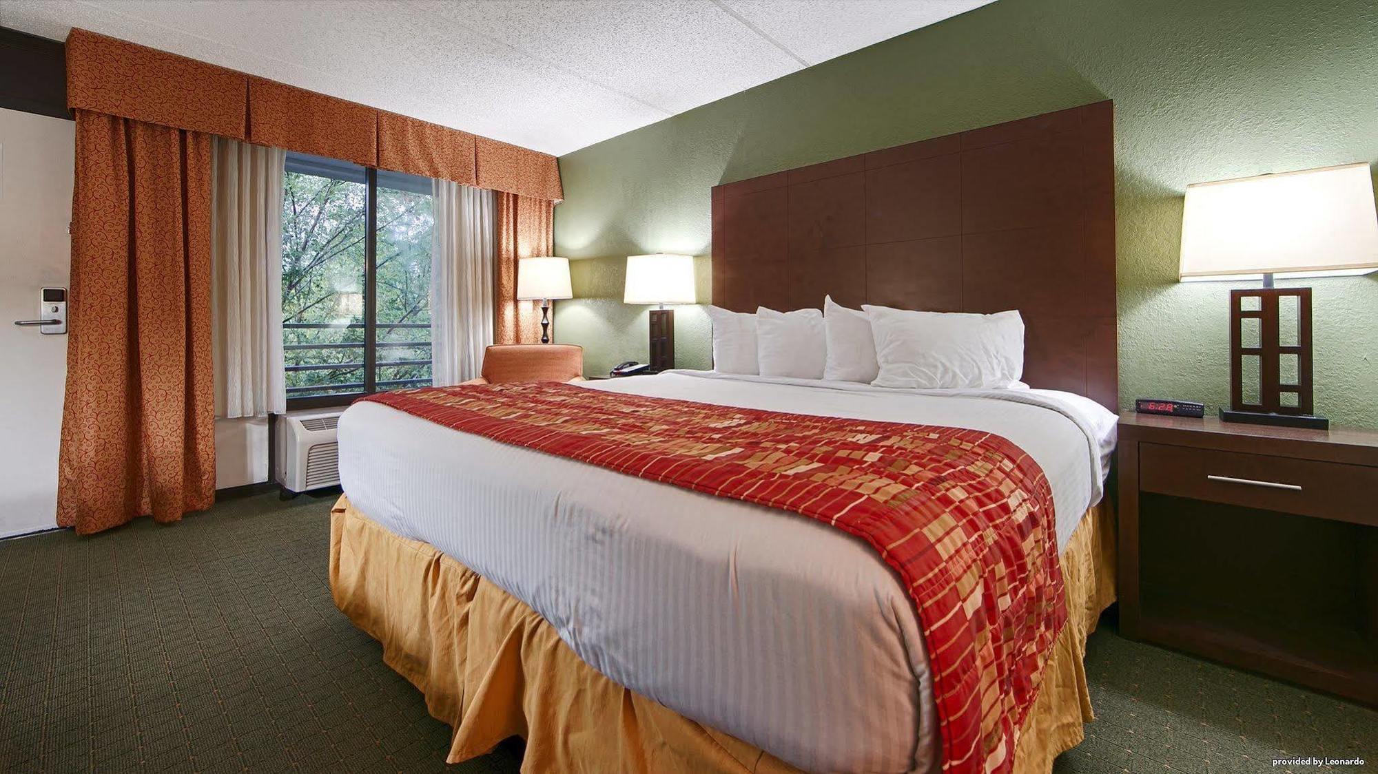 Quality Inn Columbus Near Fort Benning Εξωτερικό φωτογραφία