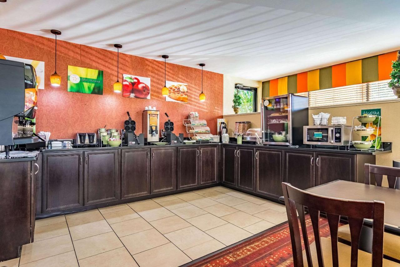 Quality Inn Columbus Near Fort Benning Εξωτερικό φωτογραφία