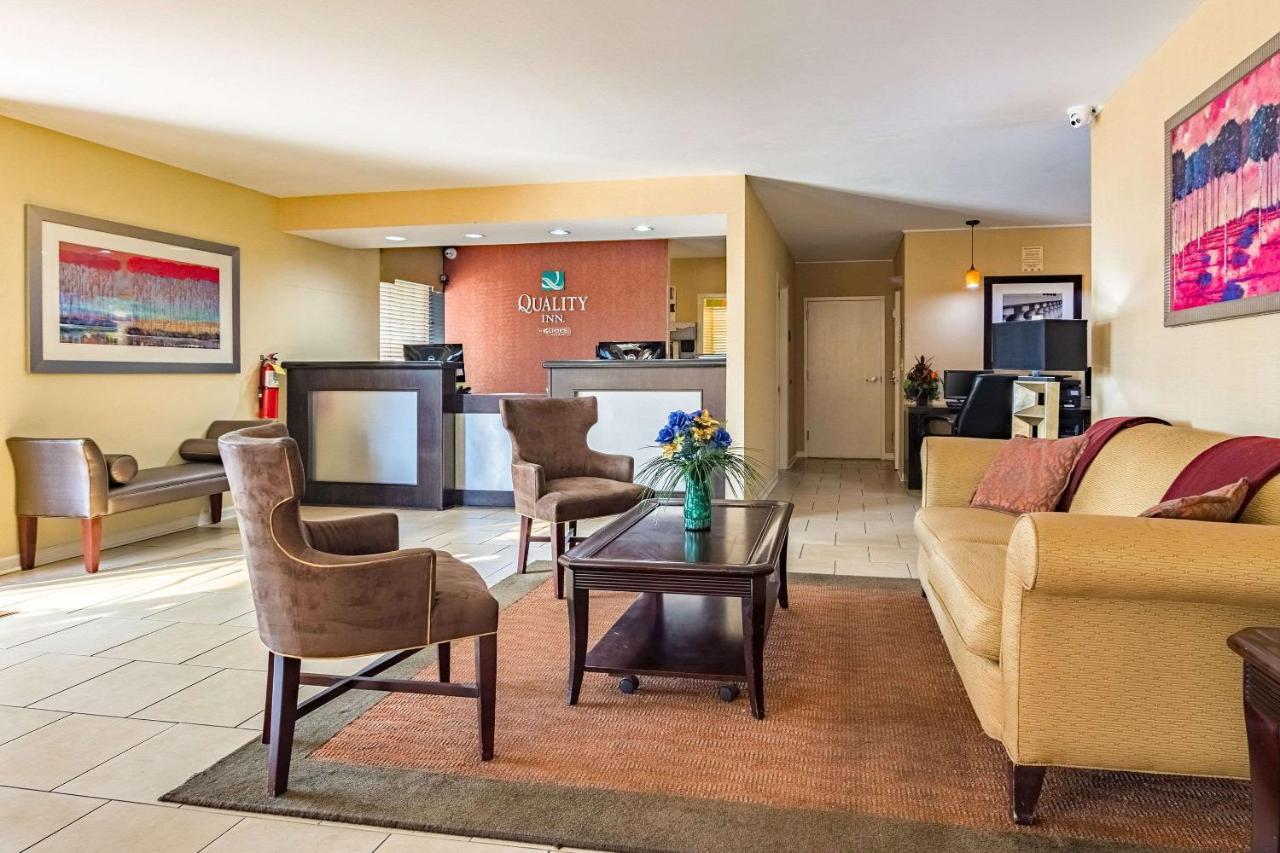 Quality Inn Columbus Near Fort Benning Εξωτερικό φωτογραφία